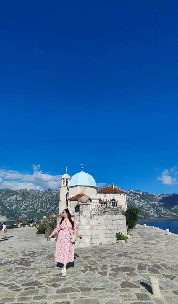Nuestra Señora de las Rocas, Perast, Bahía Kotor, Montenegro