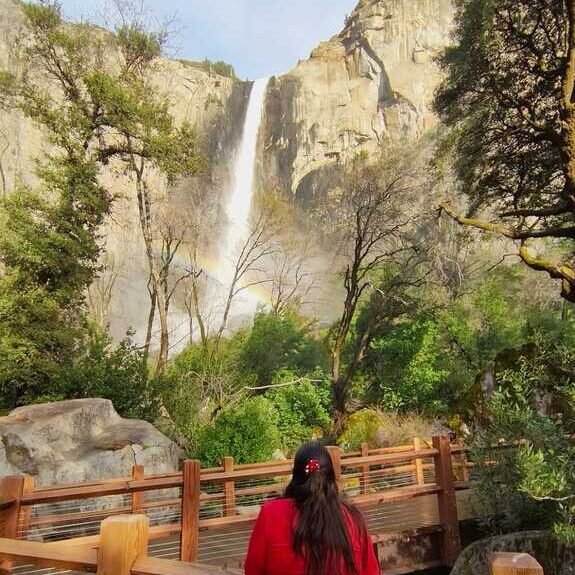 Cascada Yosemite Arcoiris